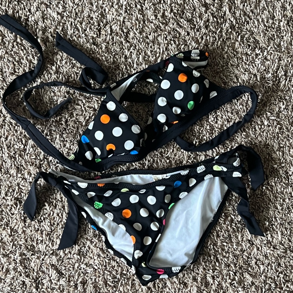 Black polka dot bikini